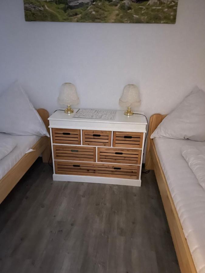 Wohnunghahnenkleeld 戈斯拉尔 外观 照片